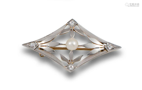 BROOCH 19TH C. GOLD DIAMONDS PEARL