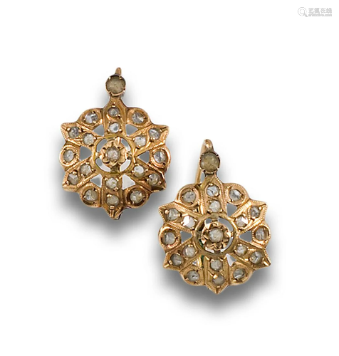 Rosette earrings, XIX gold