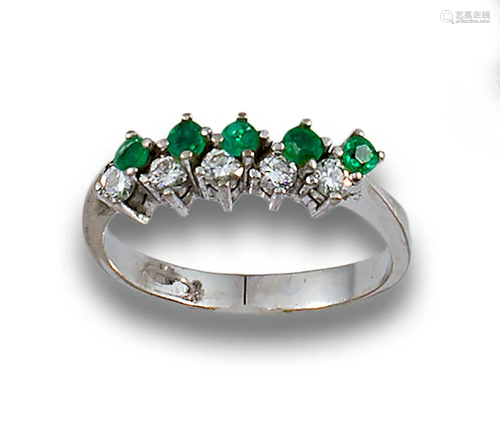 GOLD EMERALD DIAMOND RING