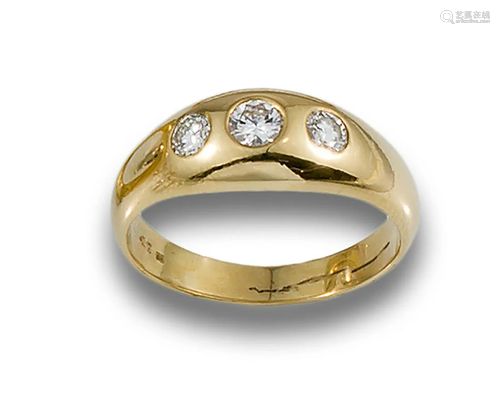 GOLD DIAMOND BOMBE TRIPLE RING