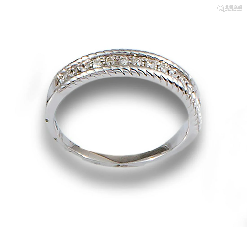 HALF WEDDING RING GOLD DIAMONDS