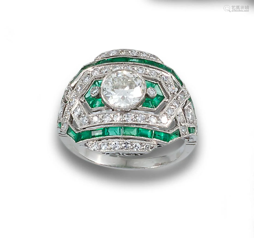 WIDE DECO PLATINUM RING WITH DIAMONDS AND EMERALDS