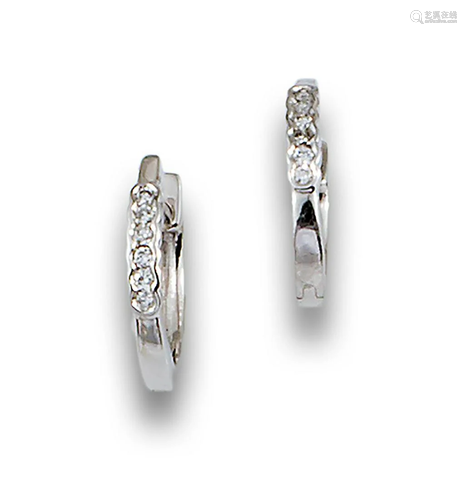 OVAL GOLD DIAMOND EARRINGS