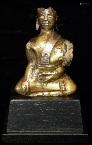 Exceptionally rare 16/17thC Thai gold Buddha. Made by