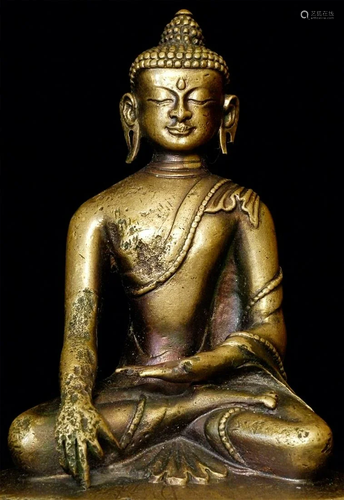 Tibetan antique bronze Buddha. Loss to one ear, and