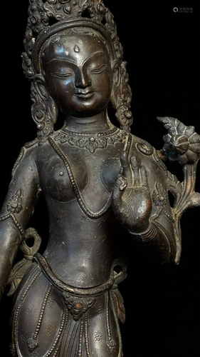 Crisply cast early/mid 20thC Nepalese bronze Tara.