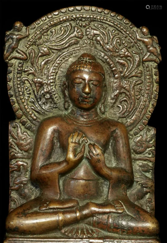 Very beautiful Indian Bronze Buddha in a classic.