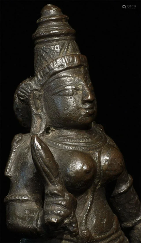 Nice old Indian female bronze figure.