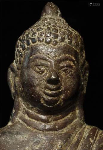 Antique Burmese Buddha, sits 4