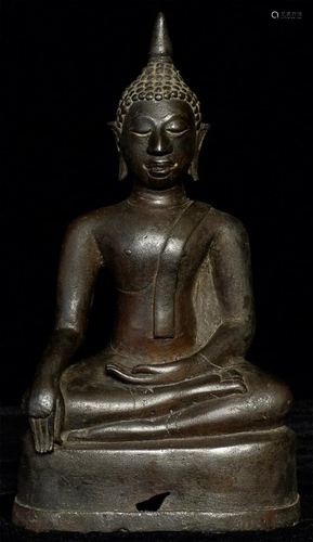 Very fine Northern Thai bronze Buddha from the 16th