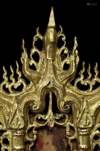 Elaborate antique Burmese Buddha stand. 11.25 inches
