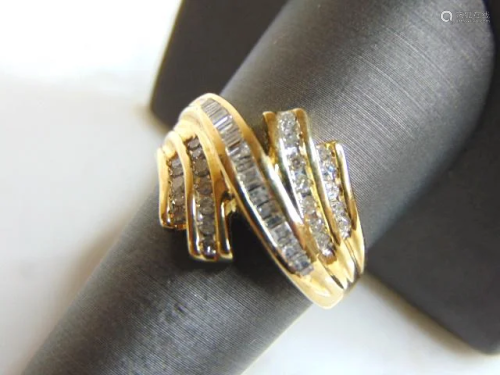 Womens Vintage Estate 10K Yellow Gold Diamond Ring