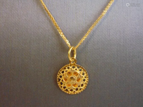 Womens Vintage 22K Yellow Gold Necklace w/ Pendant