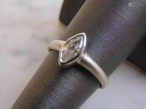 Womens Vintage Estate Sterling Silver W/ CZ Stone Ring