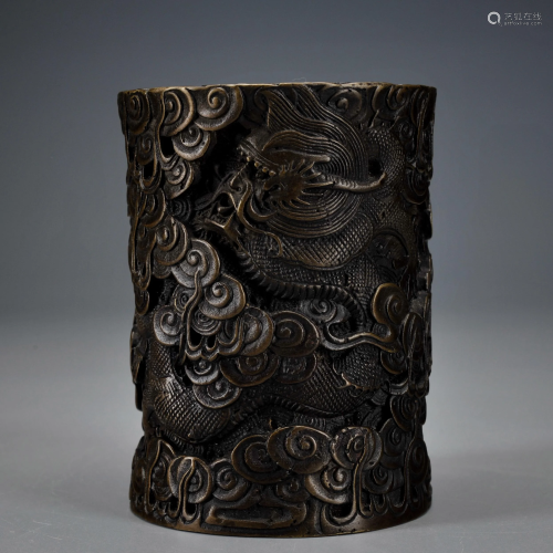A Bronze Brush-pot Qing Dynasty