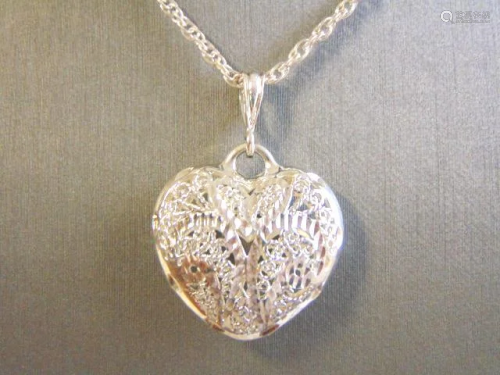 Women's Sterling Silver Necklace W/ Heart Pendant
