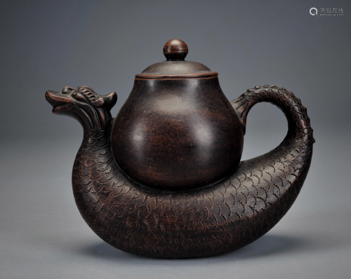 A Yixing Glazed Teapot Qing Dynasty