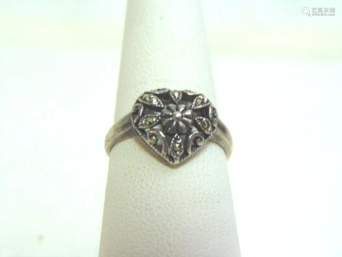 Womens Vintage Estate .925 Sterling Silver Heart Ring