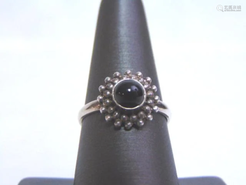 Vintage Estate Sterling Silver Ring w/ Marcasite Stone