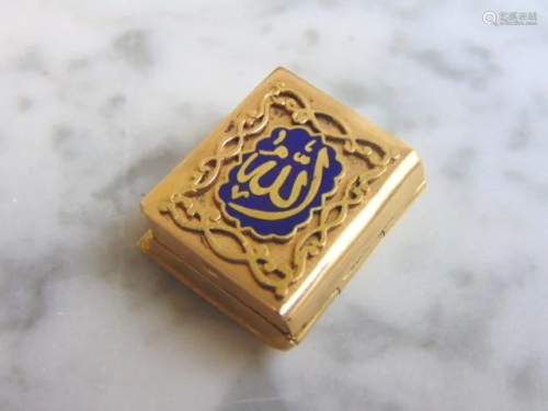 Vintage 14K Gold Arabic Persian Muslim Koran Pendant