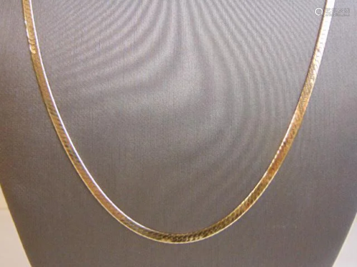 Womens Vintage 14K Yellow Gold Herringbone Necklace