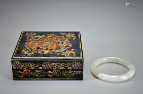 A Jade Bangle with Box Qing Dynasty