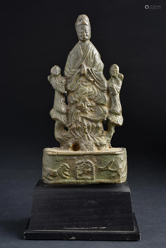 Early Chinese Bronze Buddha with attendants-Authentic