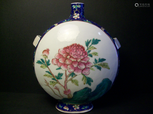 Porcelain Qing old Chinese antique Famille Rose vase