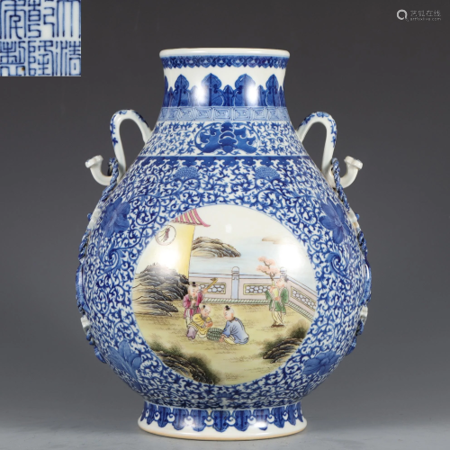 An Underglaze Blue and Famille Rose Zun Vase