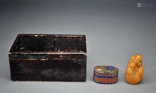A Carved Tianhuang Beast Seal with Box Qing Dynasty