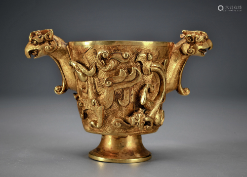 A Gilt-bronze Beasts Wine Vessel