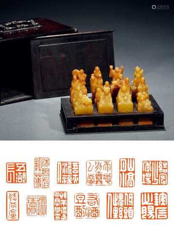 清 寿山石雕罗汉钮印一组十二件及紫檀印盒一组