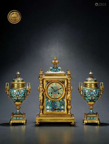 十九世纪制 小天使人物花卉饰鎏金珐琅三件套钟