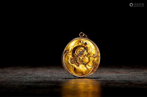 新艺术时期（ART NOUVEAU）轻浮雕女神像“Locket”（盒式）吊坠