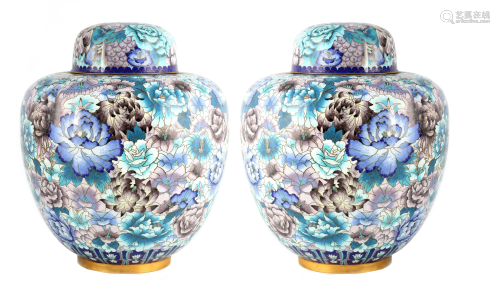 A LARGE PAIR OF 20TH CENTURY ORIENTAL CLOISONNE GI