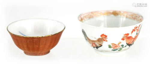 AN 18TH CENTURY CHINESE PORCELAIN BOWL decorated w