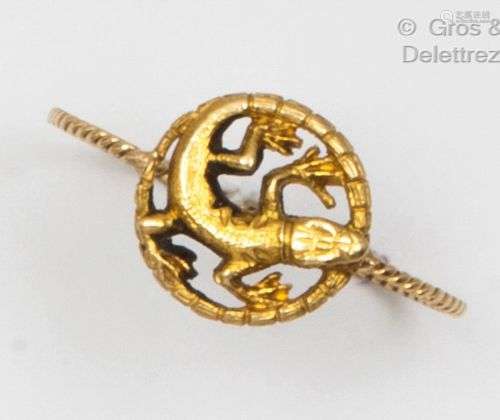 Bague « Salamandre » en or jaune, ornée d’un motif circulair...
