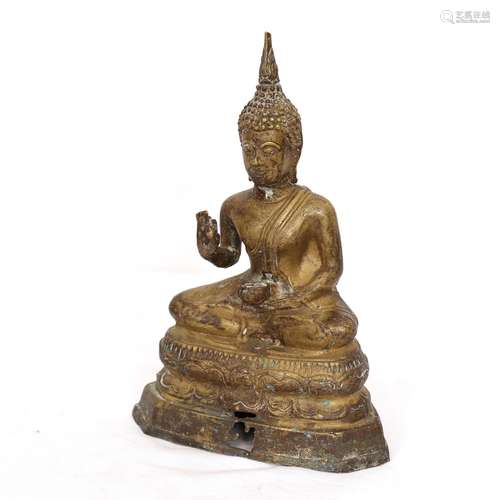 STATUETTE DE BOUDDHA EN BRONZE Représenté assis en padmasana...