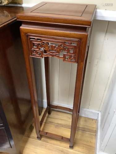 A pair of Chinese rosewood tall stands, width 28cm, height 9...
