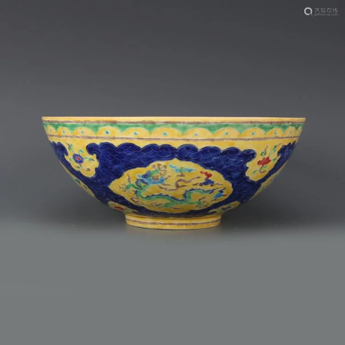 Ming dynasty blue bowl with dragon painting