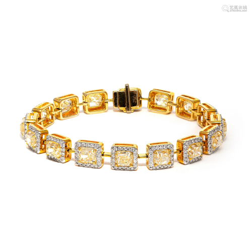 18k Yellow Gold - 17.43tcw - Diamond Bracelet