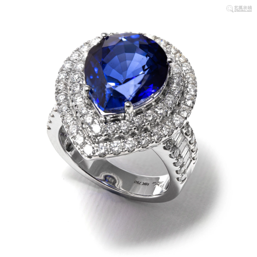 18k White Gold - 12.8tcw - Sapphire & Diamond Ring