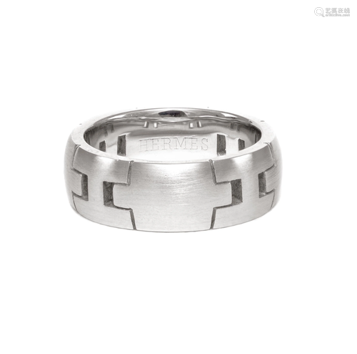 Hermes/Paris - 'H' Logo - 18k White Gold Ring