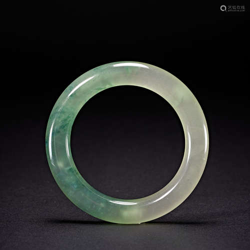 QING DYNASTY, BINGZHONG EMERALD BRACELET