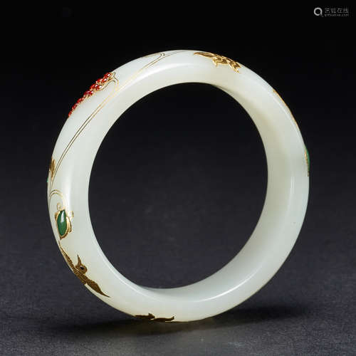 QING DYNASTY, HETIAN JADE BRACELET