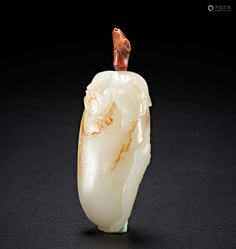 QING DYNASTY, HETIAN JADE SNUFF BOTTLE