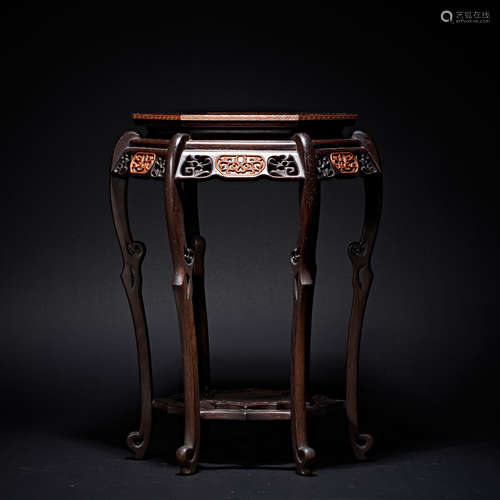 QING DYNASTY ROSEWOOD INLAID WITH A FEW BOXWOOD FLOWERS