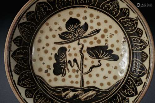 SONG DYNASTY CIZHOU WARE PLATE