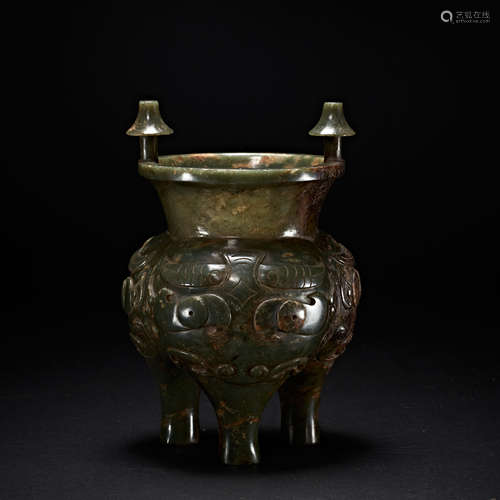 QING DYNASTY HETIAN JADE FURNACE