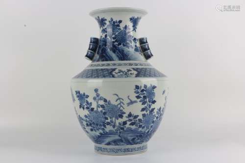 Blue-and-white double handle Guankou wine vessel